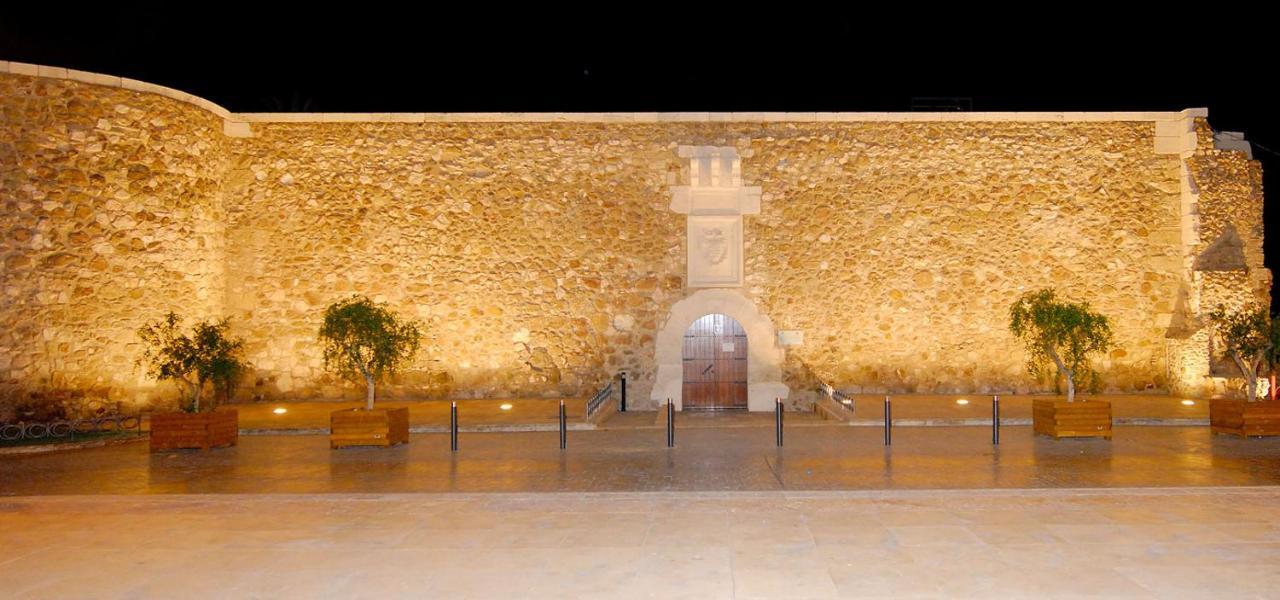 Hostal Juan Carlos Карбонерас Экстерьер фото